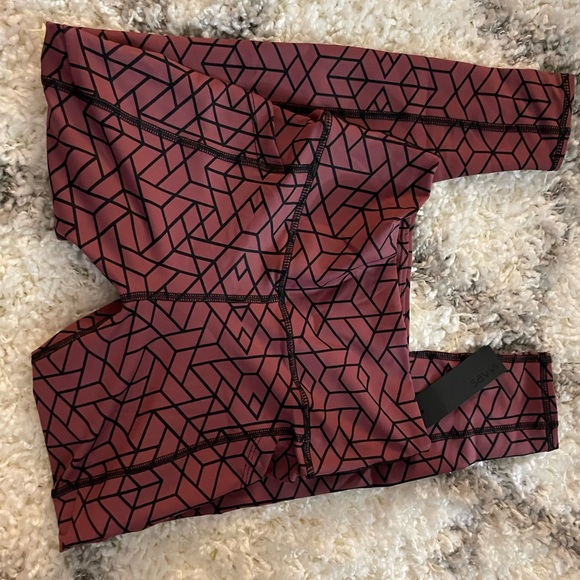 Savvi Athleisure Geo Leggings - Picture 8 of 8